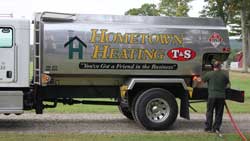 Oil delivery Hometown T&S Energy, Brooklyn, CT